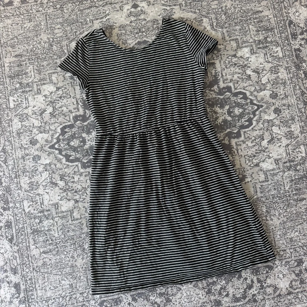 Old Navy Girls Striped Short Sleeve Fit & Flare Dress Black White XL 14